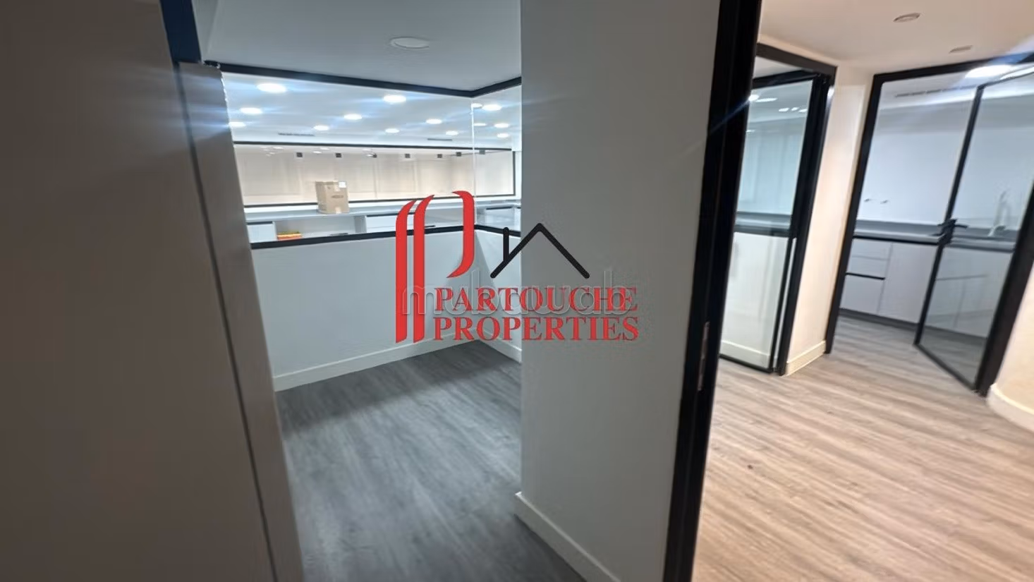 Fitted commercial space RACINE