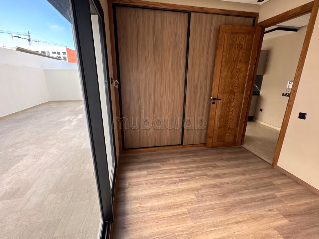Appartement 37 m² à Les Hôpitaux — 3