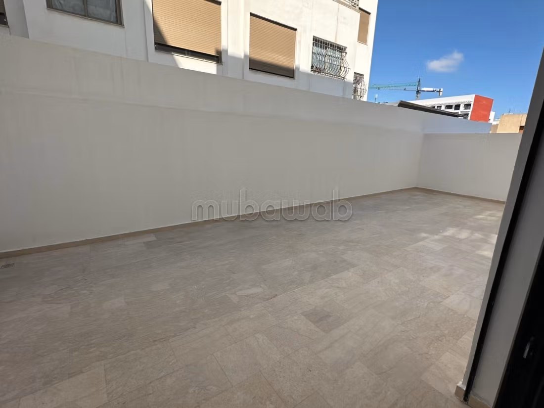 Appartement 37 m² à Les Hôpitaux — 9