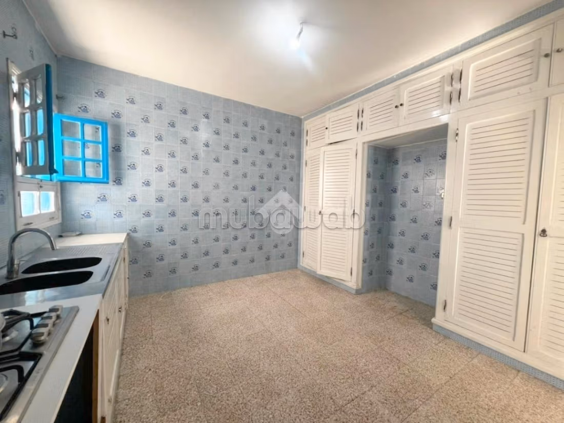 Etage de villa en location