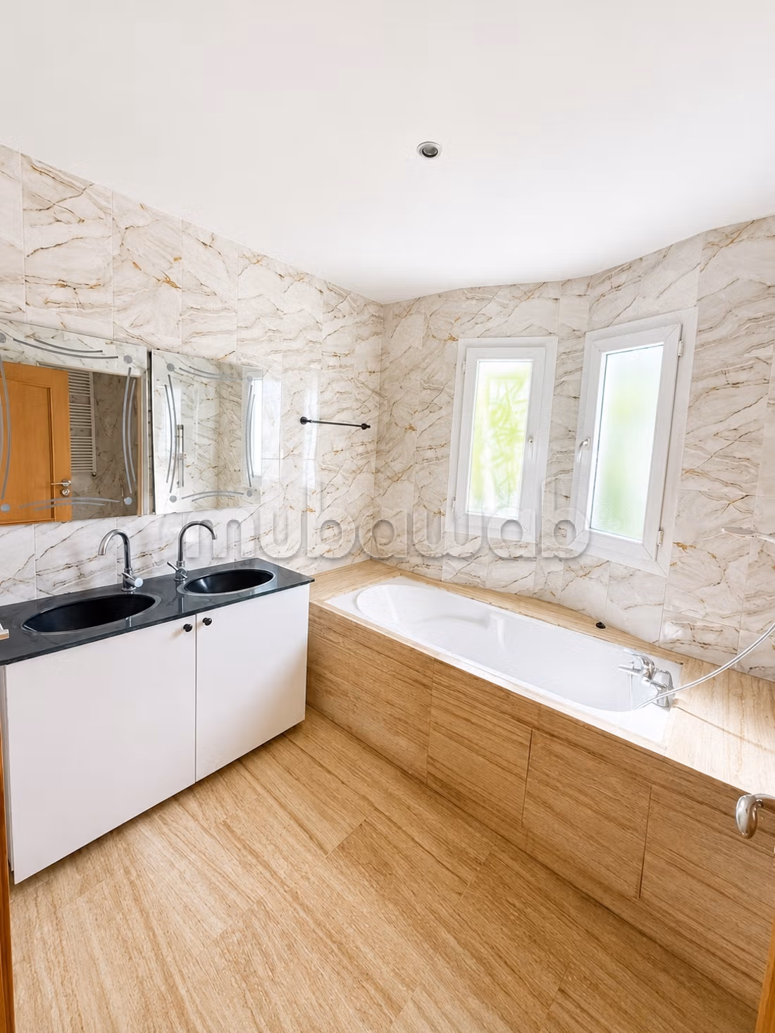 Luxury Villa for Rent – California