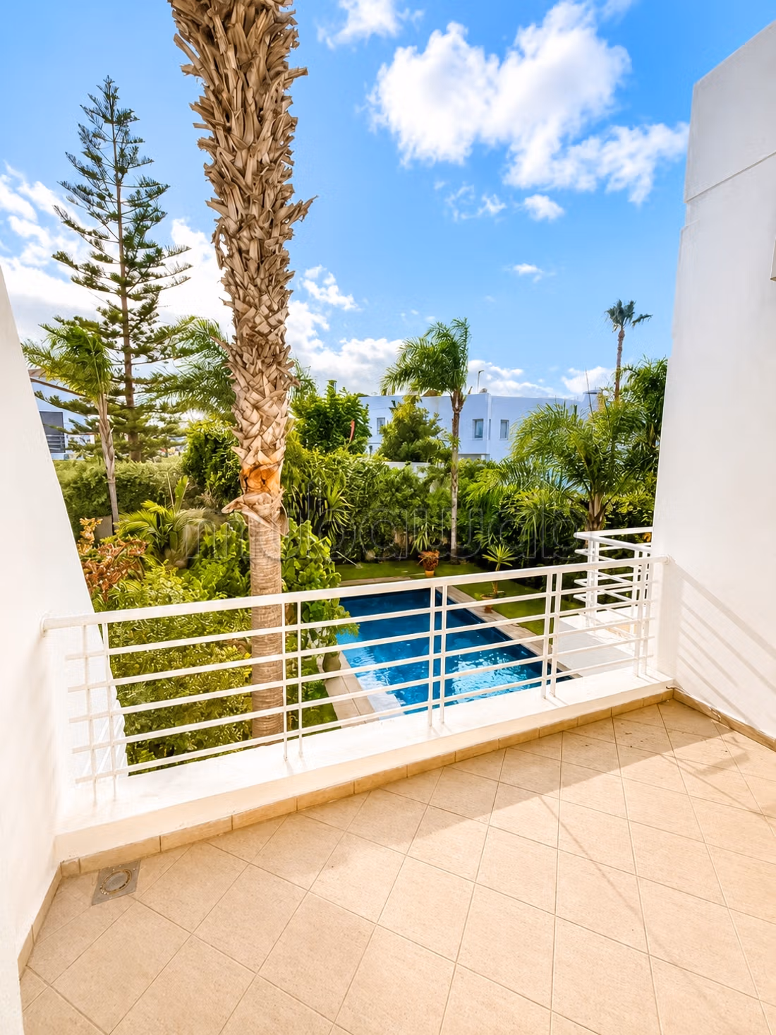Luxury Villa for Rent – California