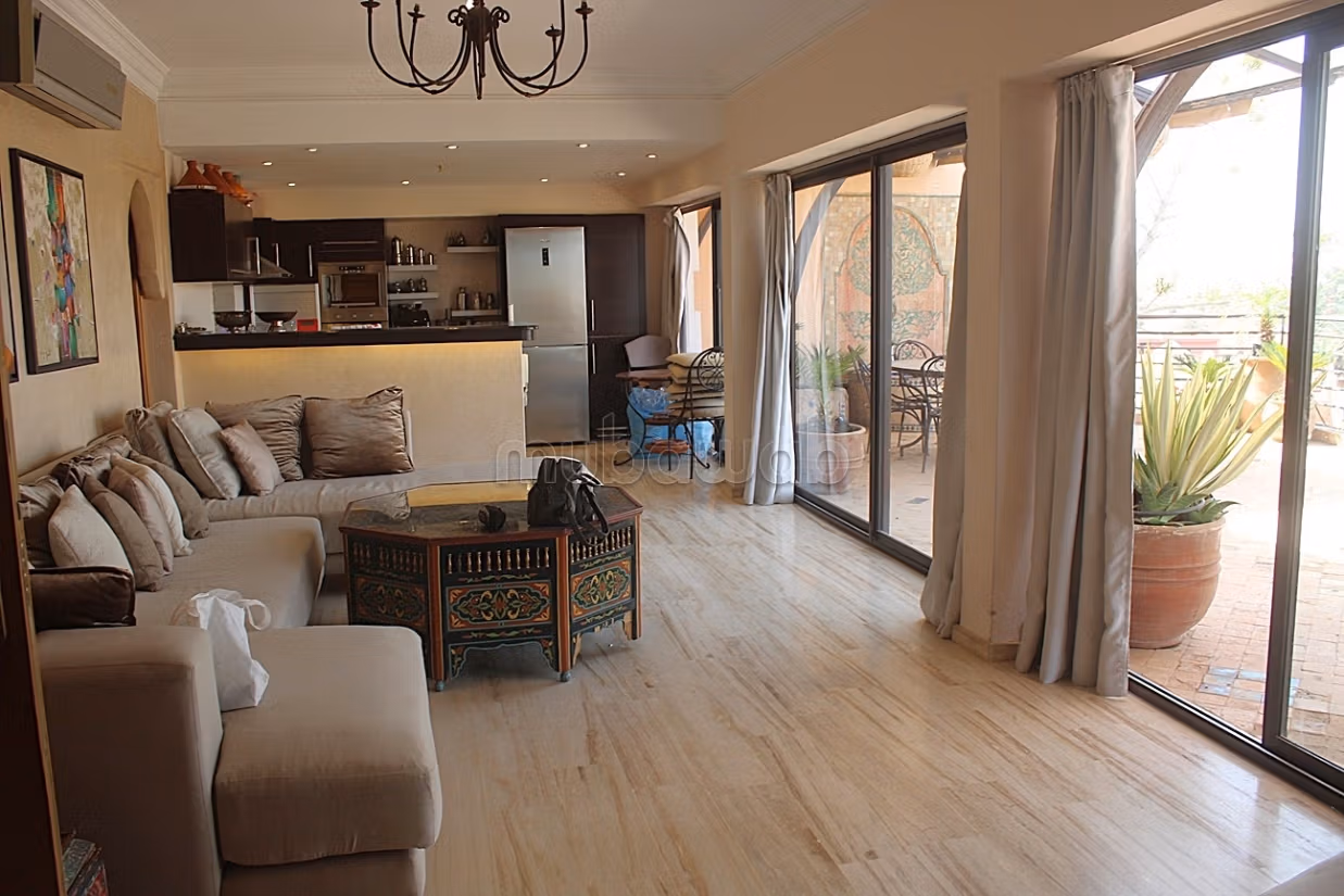 Trois chambres VIDE ou MEUBLE avec grande terrasse — 5