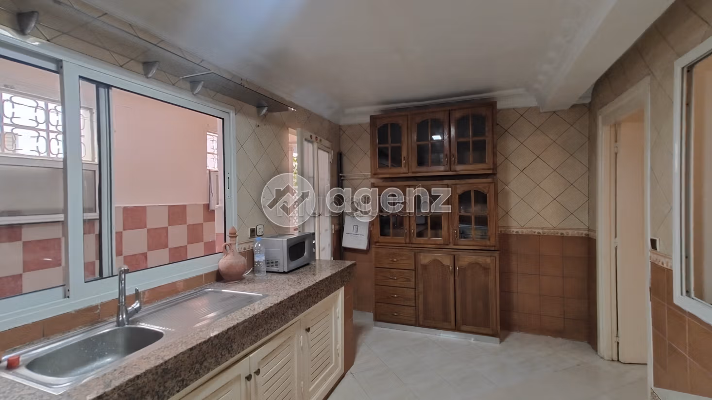 Appartamento in affitto 101 m², 2 camere Bachkou Casablanca
