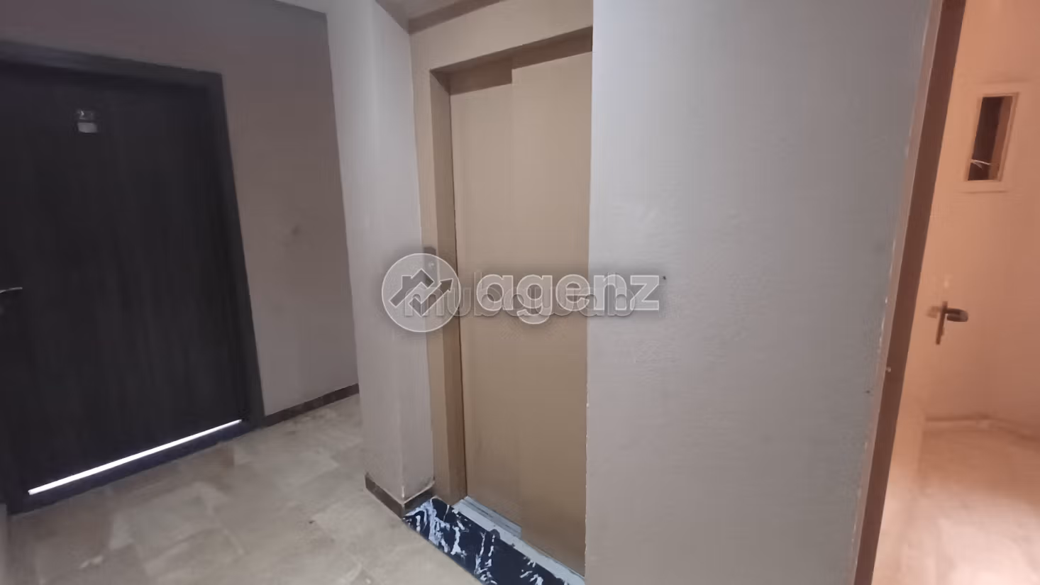Appartement 93 m² f Oulfa — 10