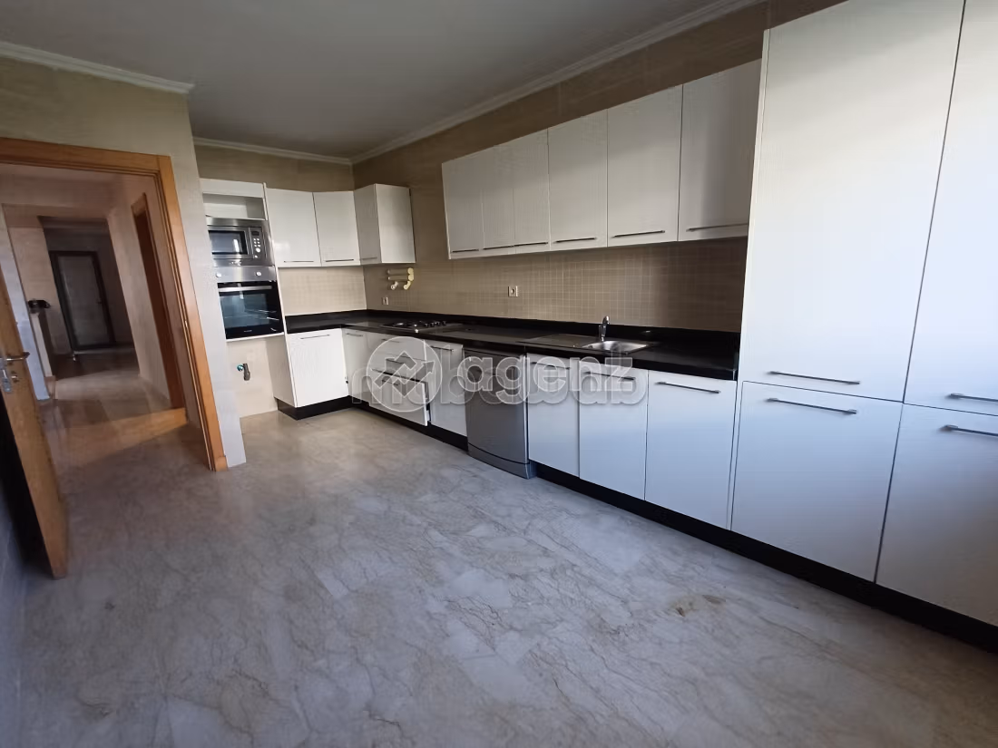 Appartement à vendre 147 m², 4 chambres Plage Mimosa 2 Benslimane