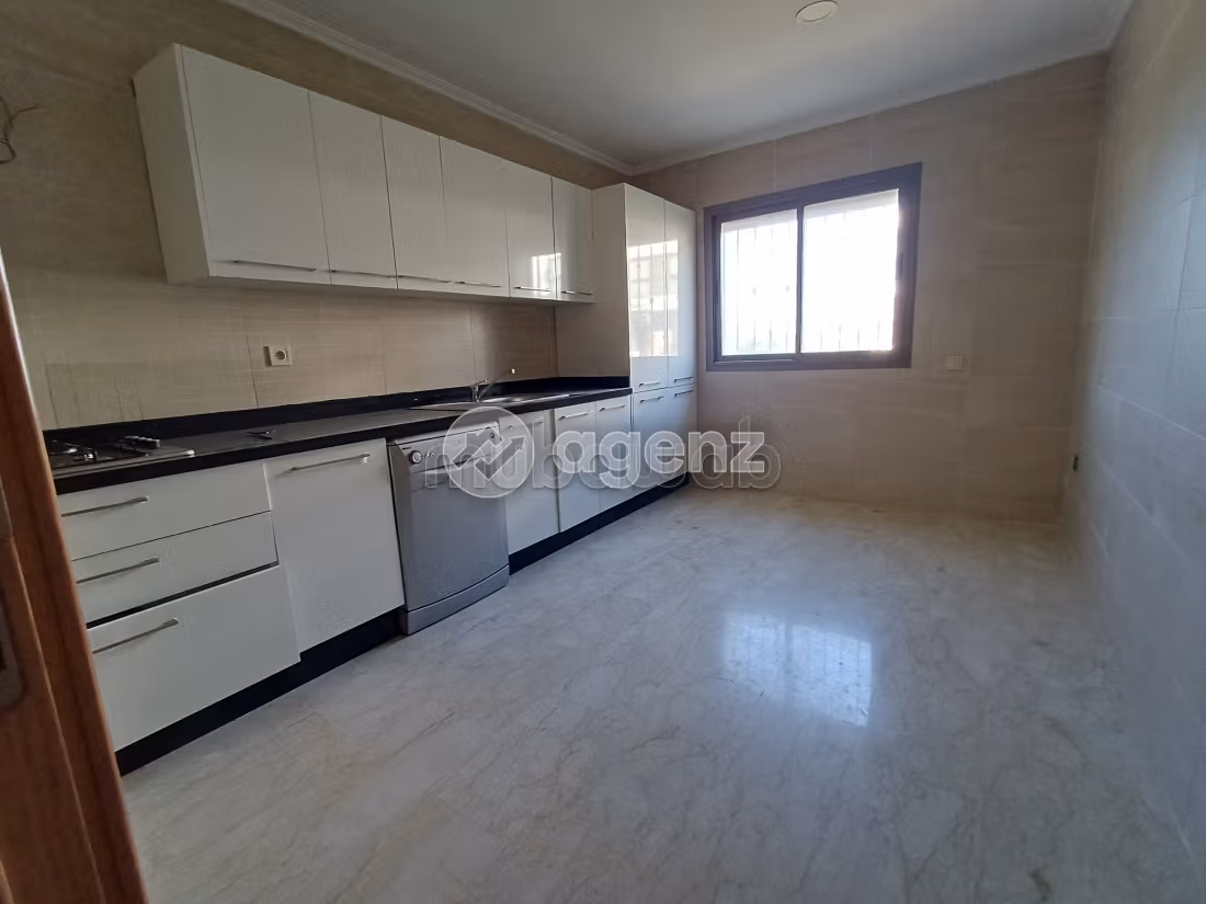 Appartement à vendre 147 m², 4 chambres Plage Mimosa 2 Benslimane