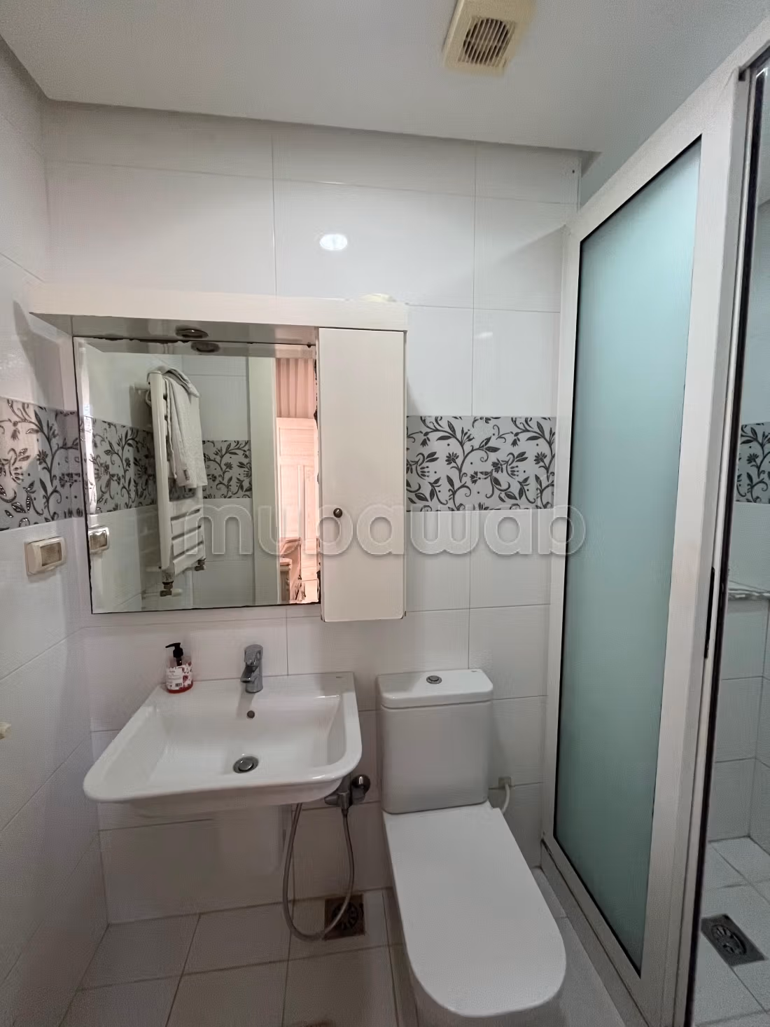 Splendide villa à vendre à Cité de la Plage. 4 chambres. Jardin et terrasse
