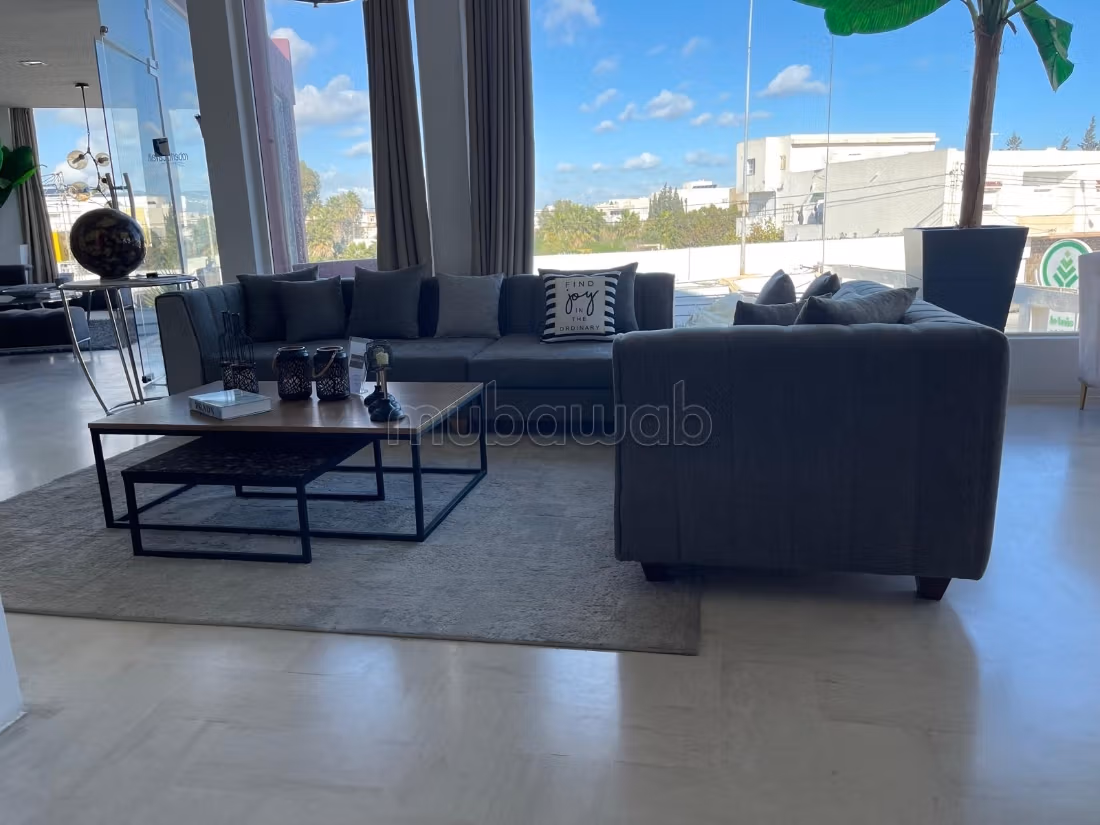 For rent exceptional commercial space - La Soukra
