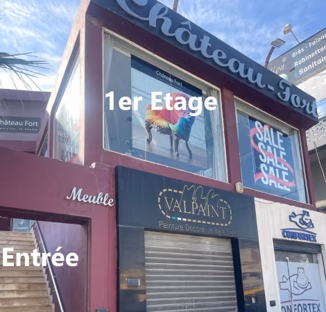 For rent exceptional commercial space - La Soukra