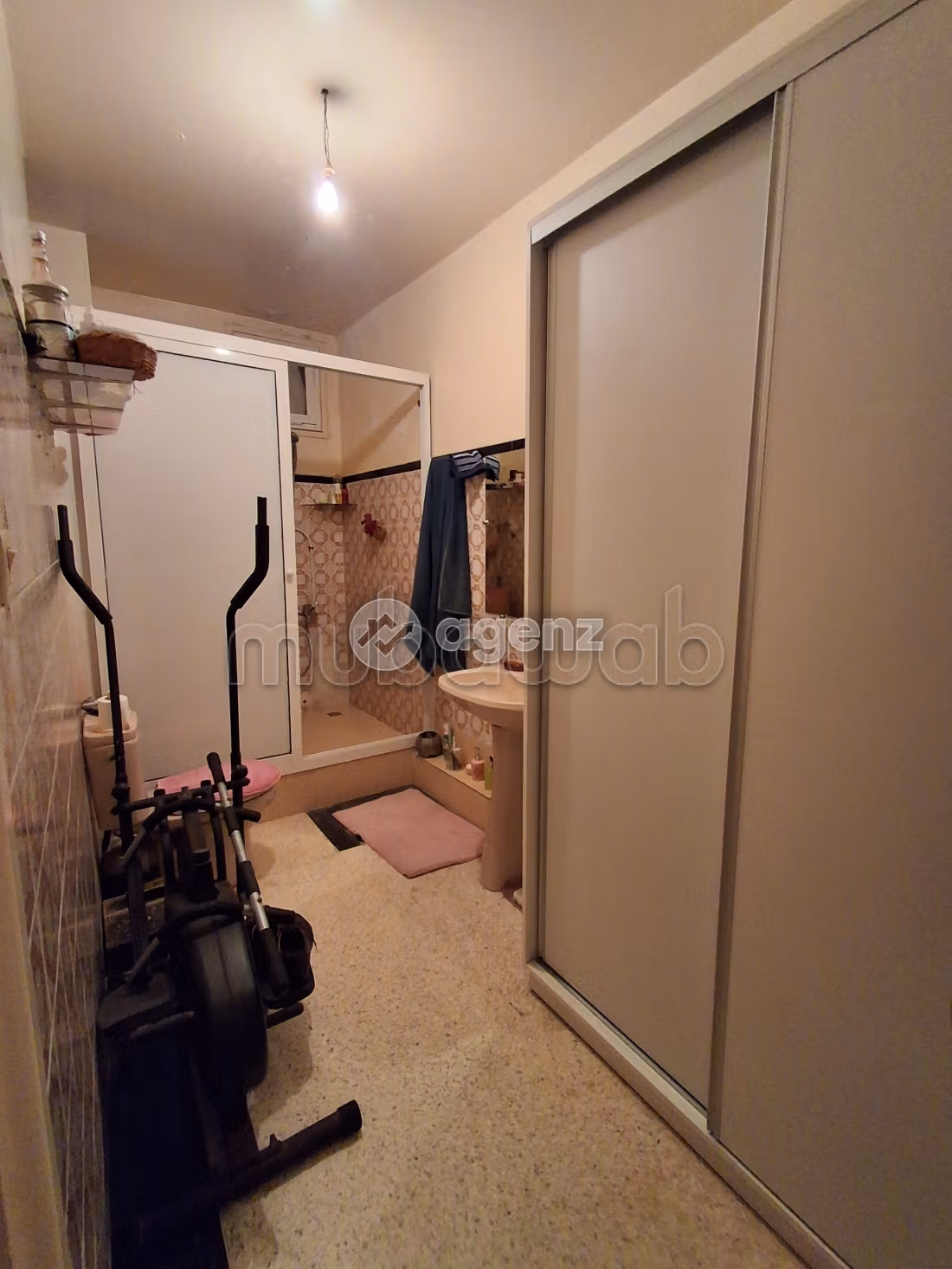 Appartamento in vendita 100 m², 2 camere Maârif Extension Casablanca