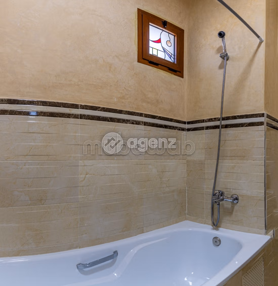 Appartement à vendre 95 m², 2 chambres Administratif Tanger