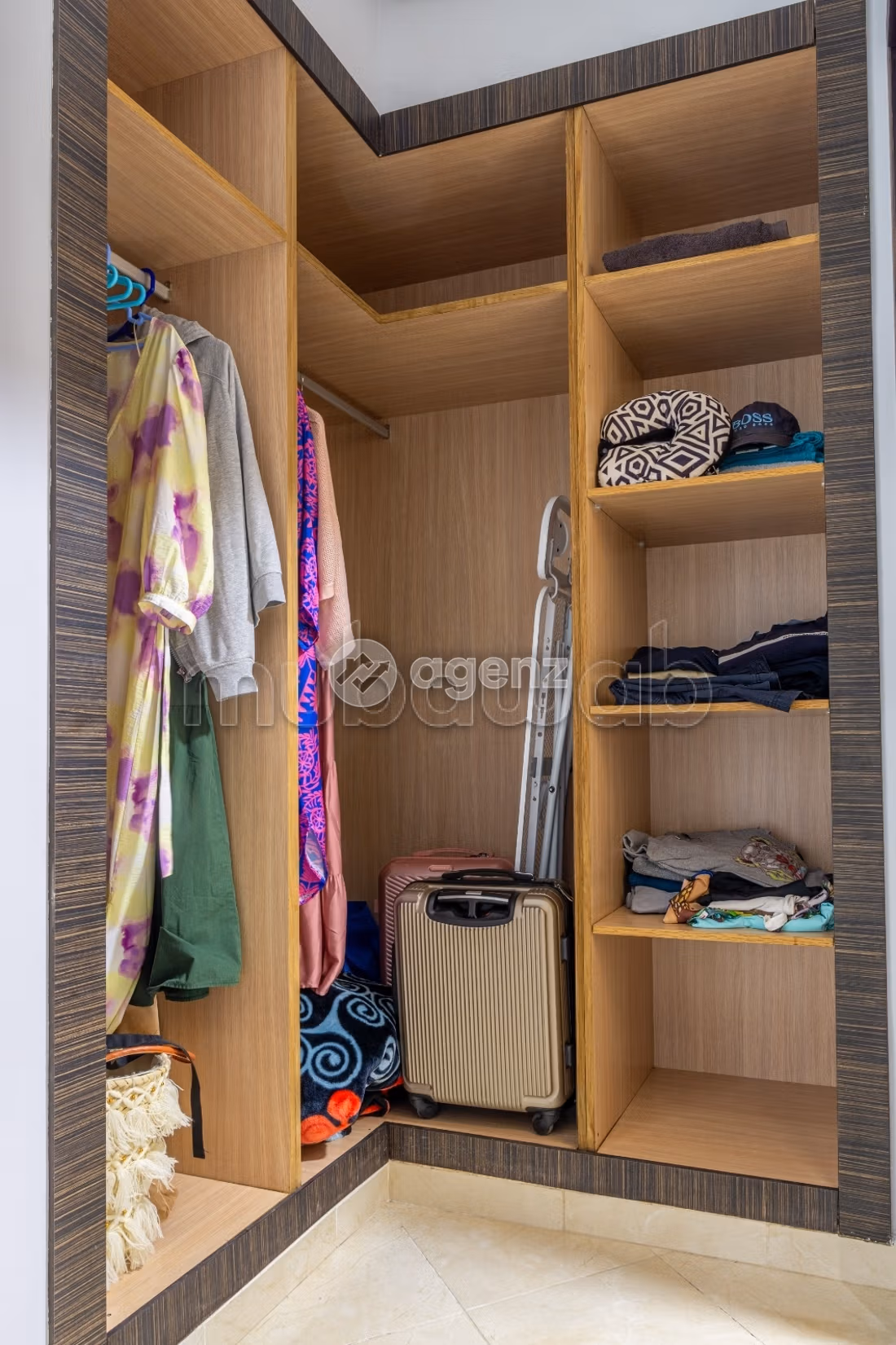 Appartement à vendre 95 m², 2 chambres Administratif Tanger