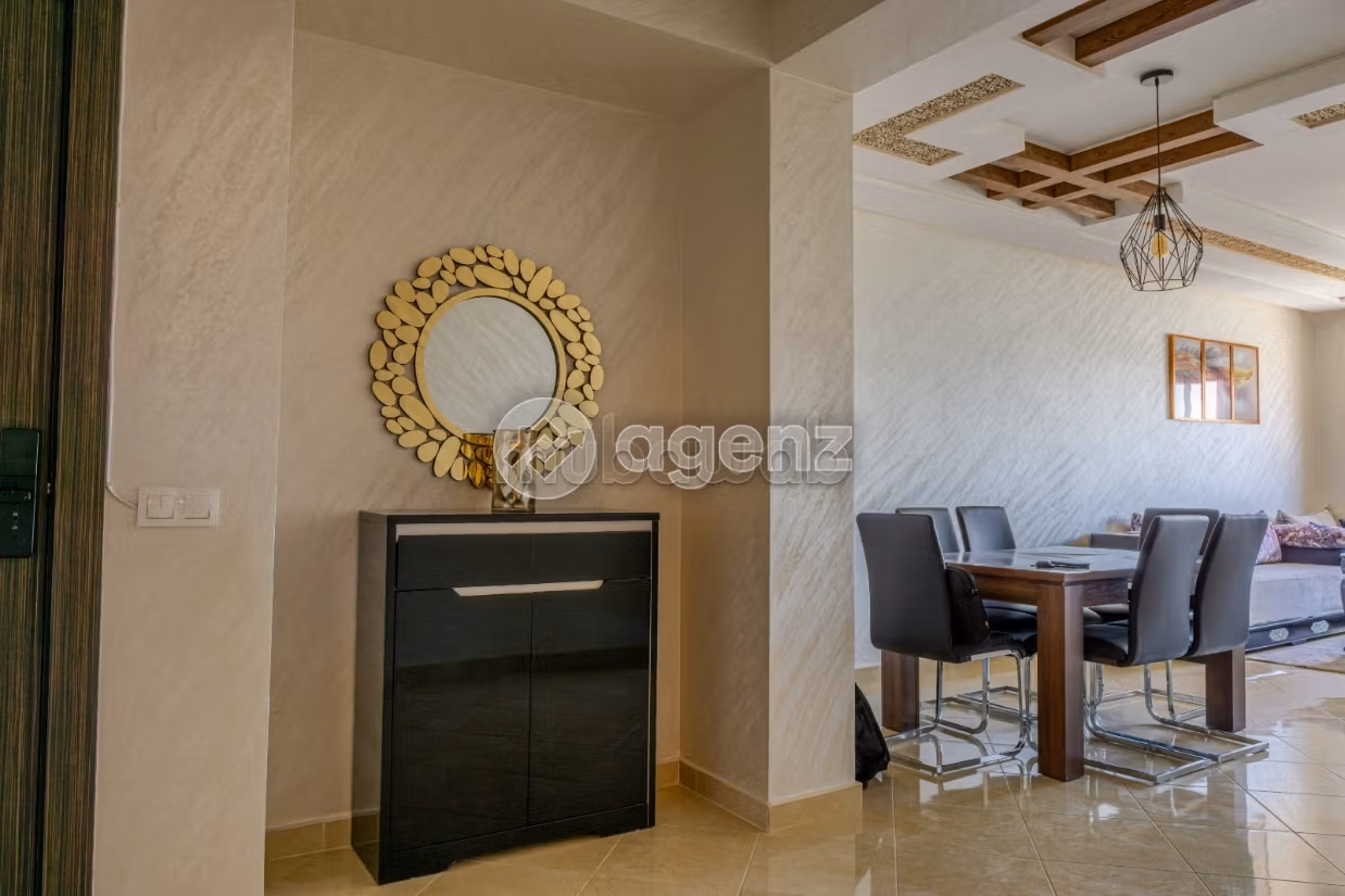 Appartement à vendre 95 m², 2 chambres Administratif Tanger