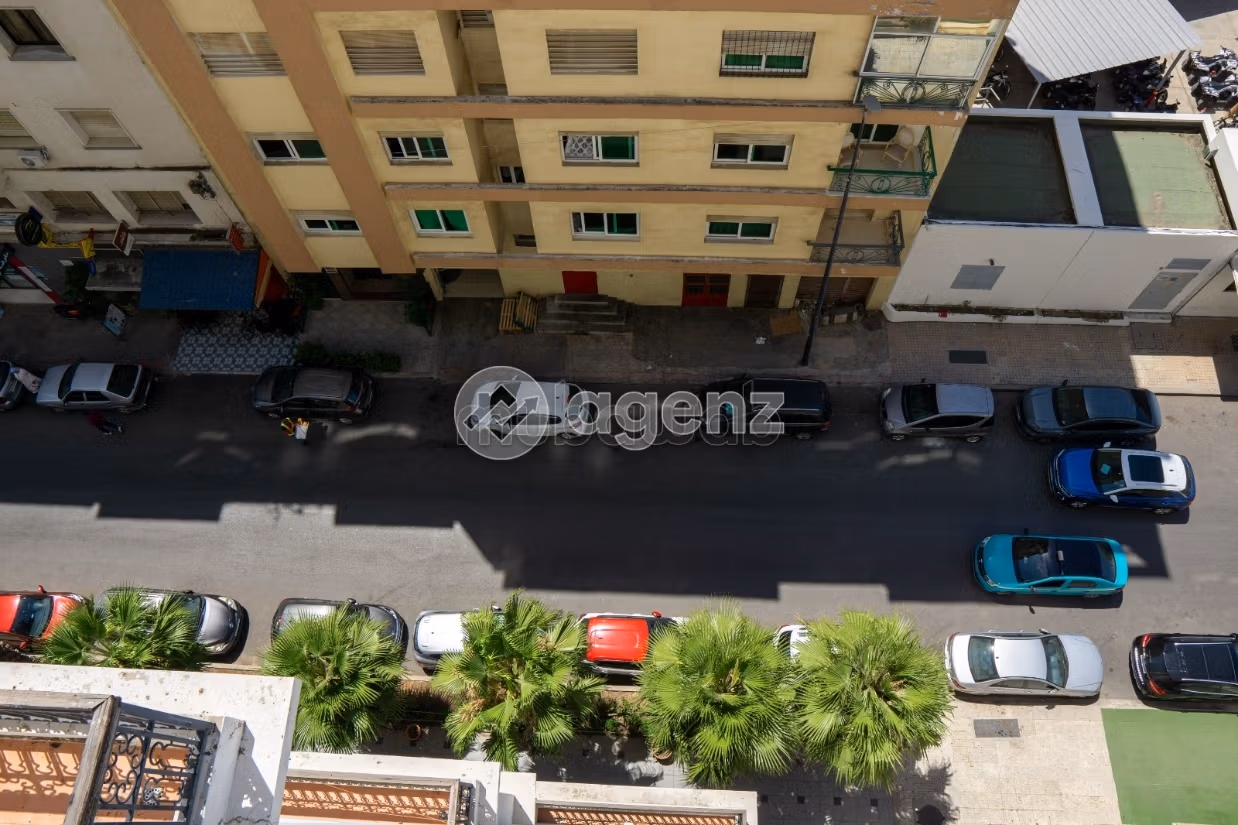 Appartement à vendre 95 m², 2 chambres Administratif Tanger