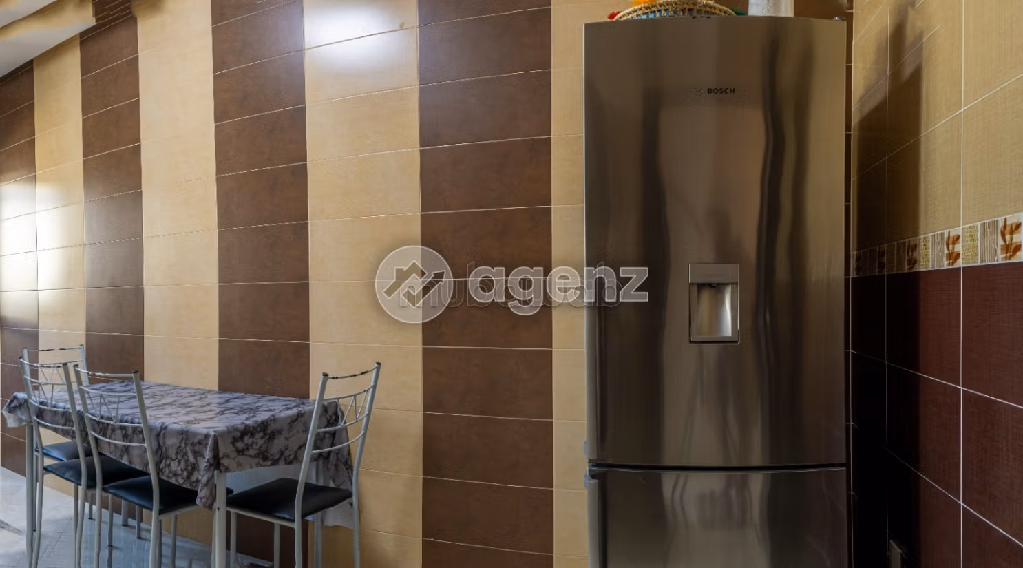 Appartement à vendre 95 m², 2 chambres Administratif Tanger