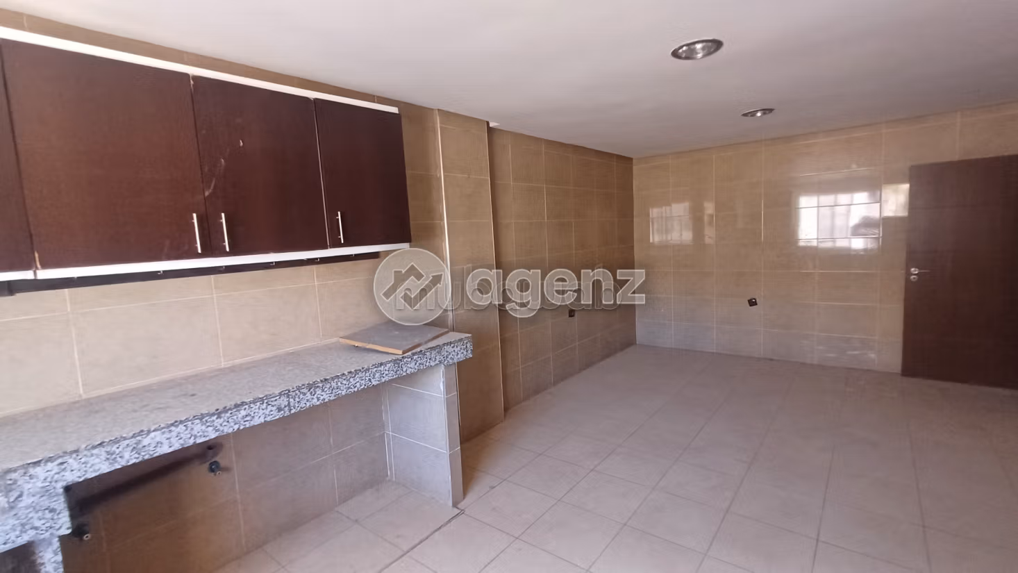 Appartement 134 m² à Route Immouzer — 14