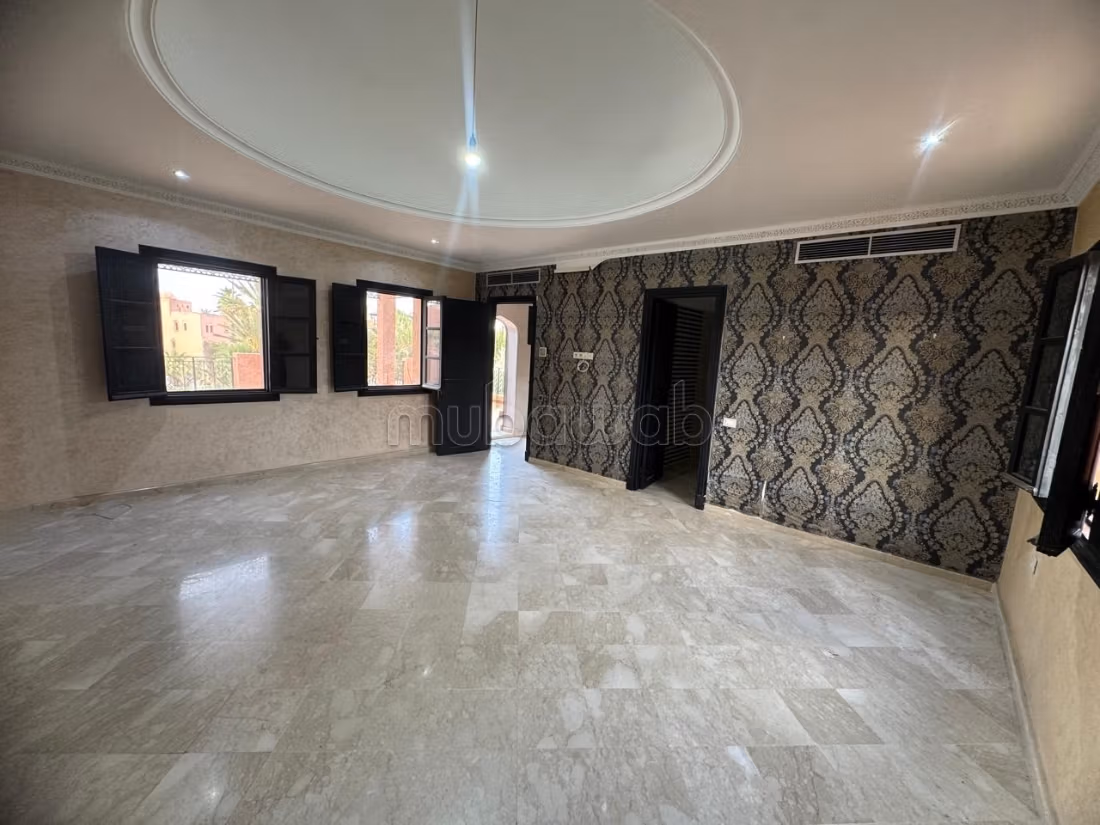 Superbe villa vide 3 chambres avec piscine privée
