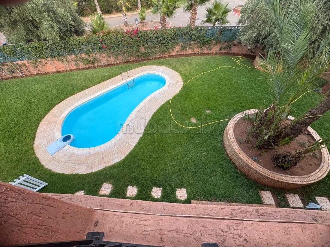 Superbe villa vide 3 chambres avec piscine privée