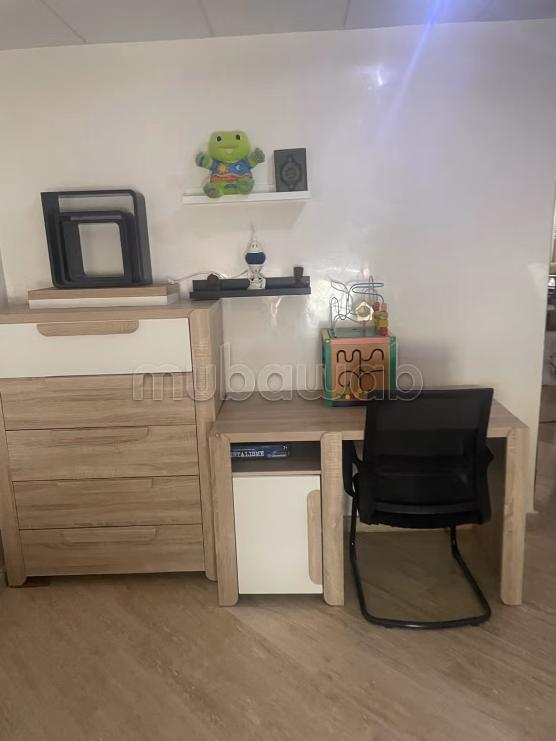 Bel appartement en location à Palmier.
Surface totale 170 m².
Bien meublé — 2