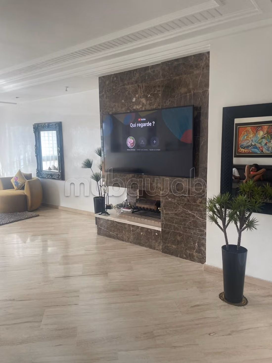 Bel appartement en location à Palmier.
Surface totale 170 m².
Bien meublé — 3