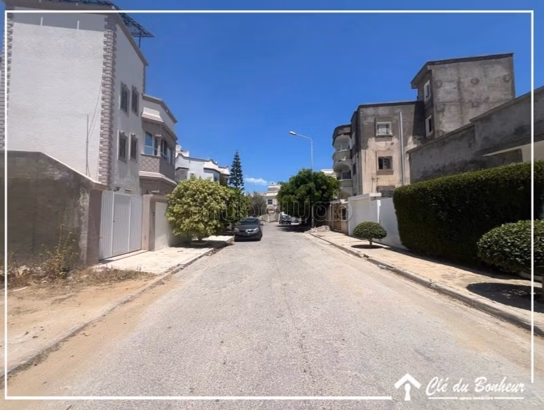 Serviced land in Cité Riadh Borj Cedria
