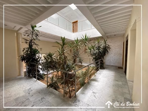Superbo appartamento spazioso a Jardin L'aouina