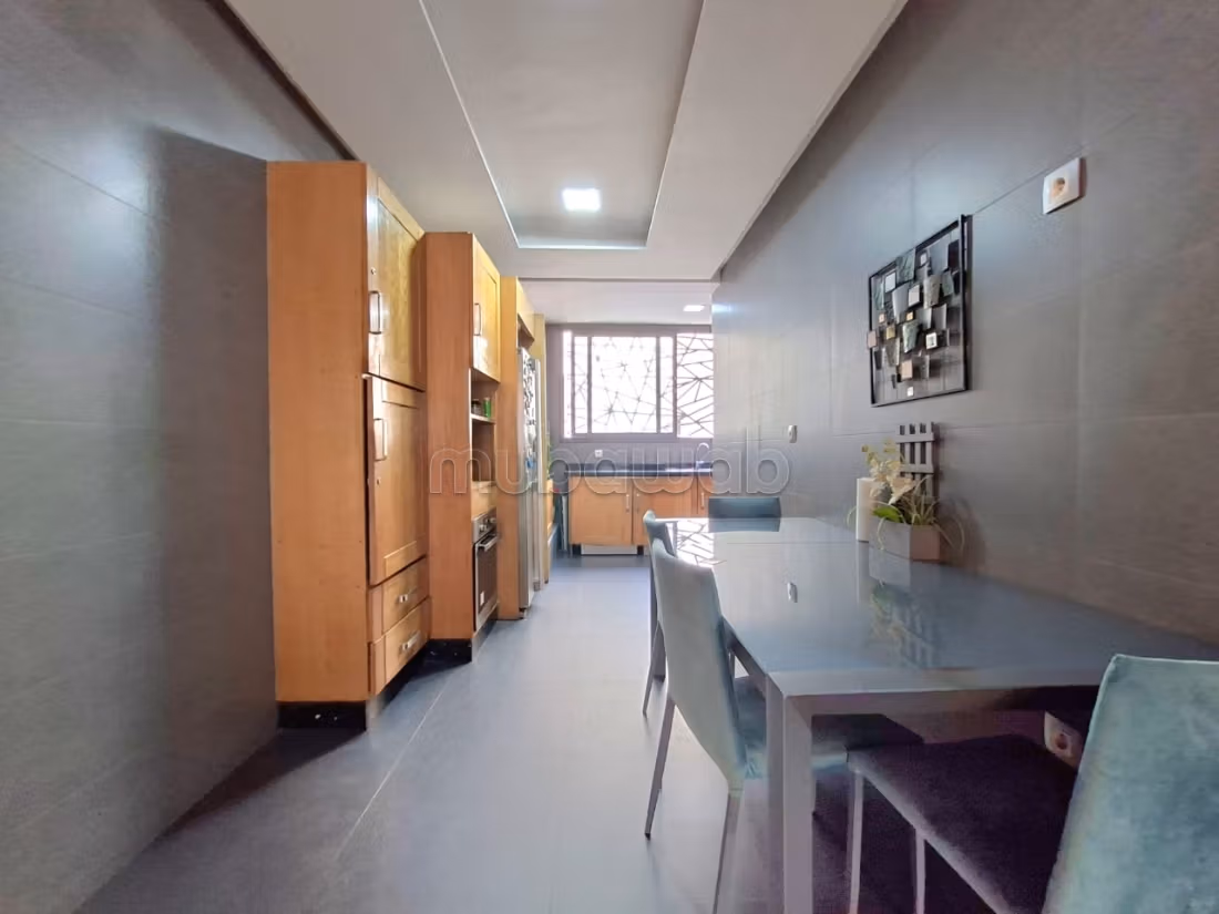 Gauthier – spacious 3-bedroom apartment