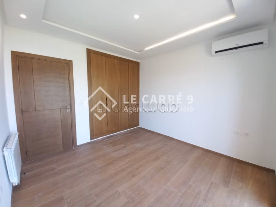 A vendre un duplex S3 neuf aux Jardins de Carthage
