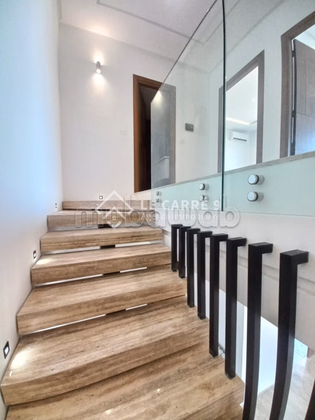 A vendre un duplex S3 neuf aux Jardins de Carthage