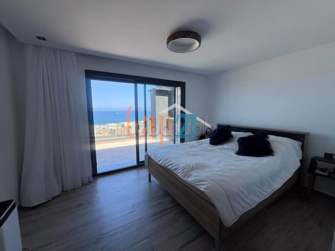 Villa vue panoramique avec piscine vue mer à louer