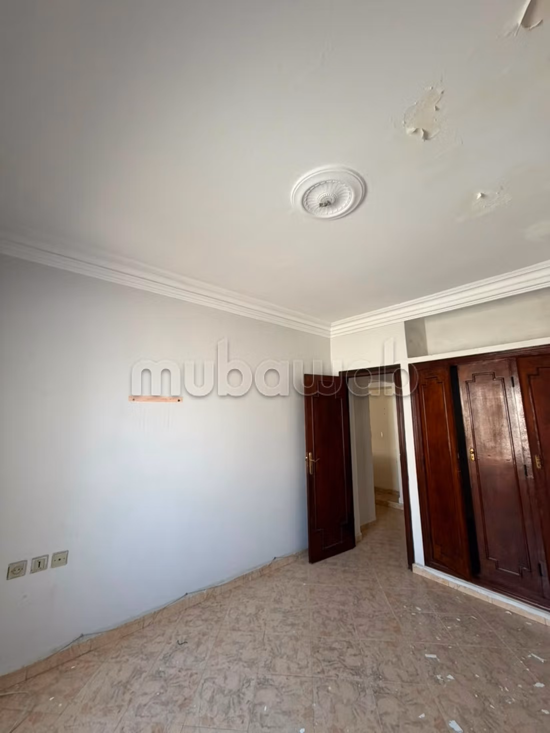 Appartement à louer à Branes 1 — 4