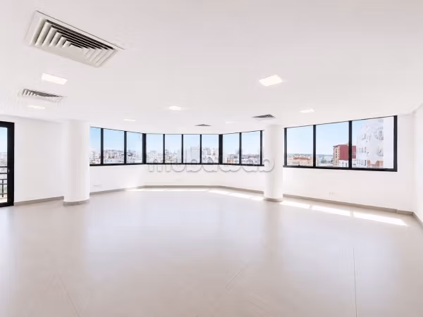 Bourgogne/Bureau à vendre 69m² 
Vue panoramique