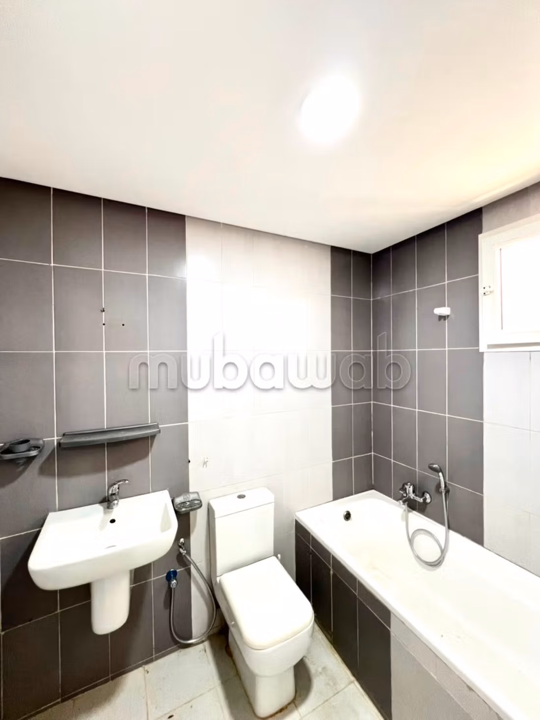 A direct developer S2 apartment in Cité Frina