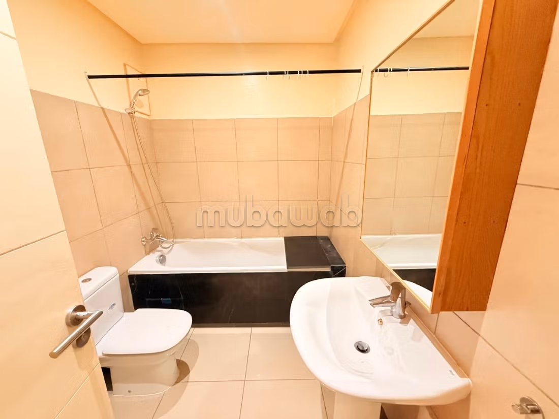 Appartement vide type 3 résidence jardin de sous hay Mohammadi 
agadir