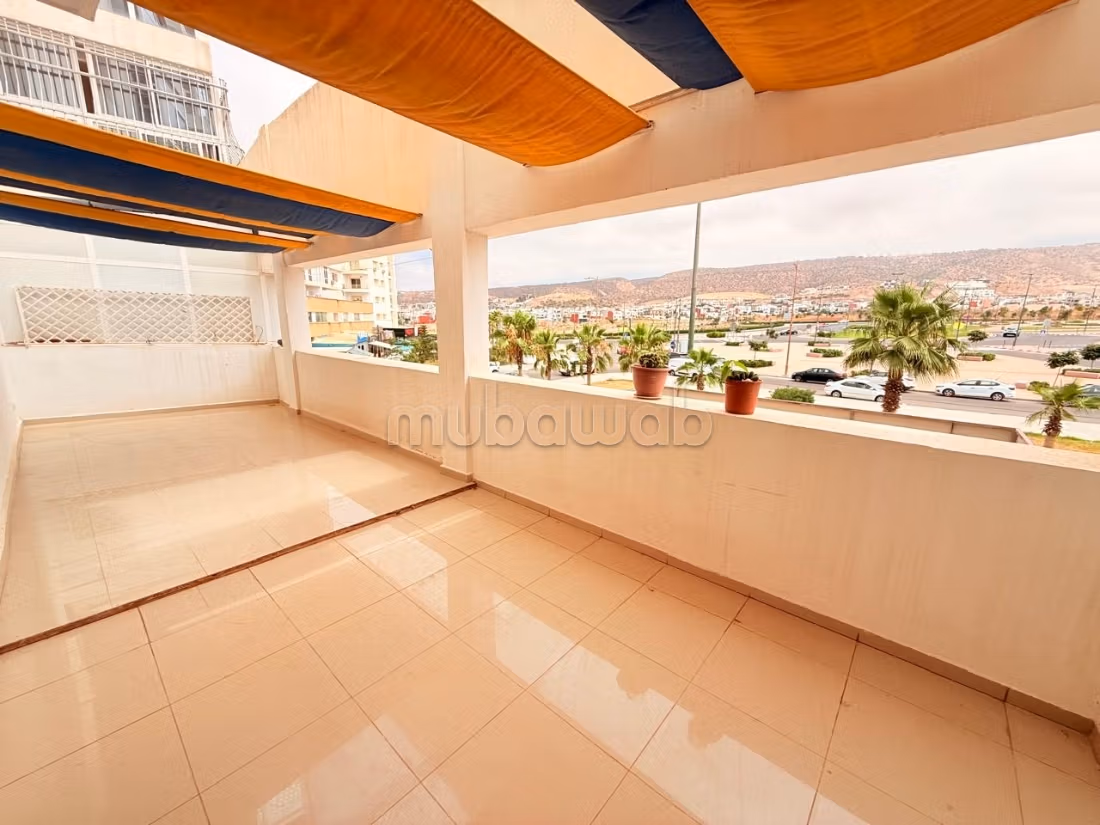 Appartement vide type 3 résidence jardin de sous hay Mohammadi 
agadir