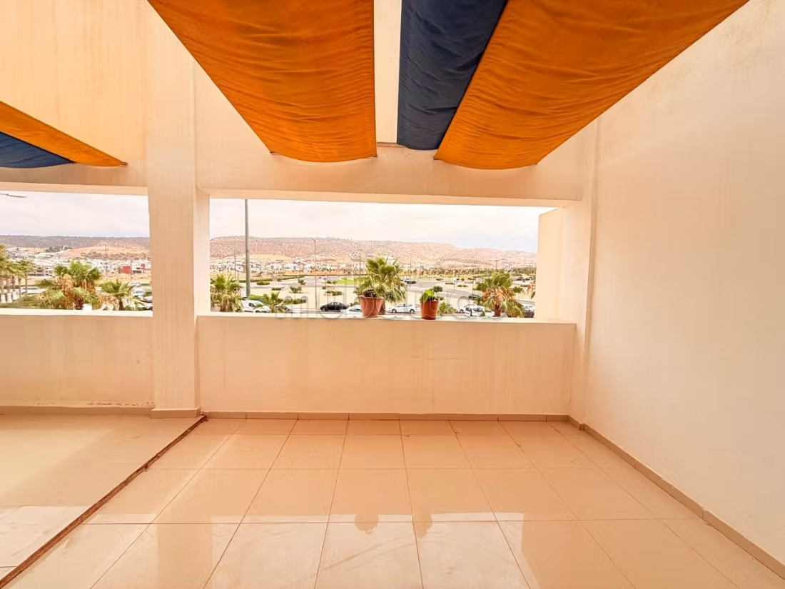Appartement vide type 3 résidence jardin de sous hay Mohammadi 
agadir