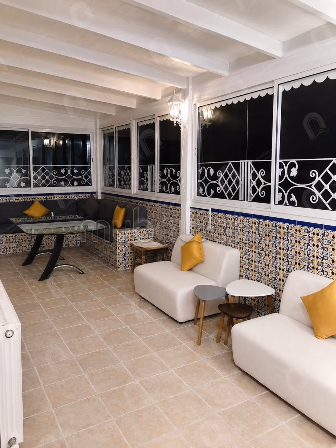 Piano di villa S2 arredato a Marsa Cailloux