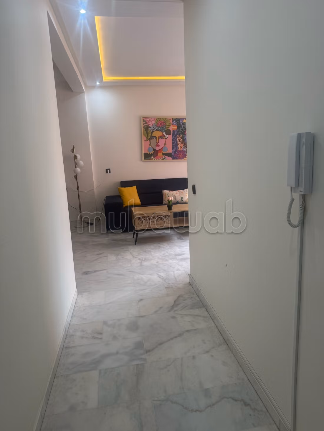 Très bel appartement en sous location à Guéliz. 
2 grandes pièces. 
Meublé — 3