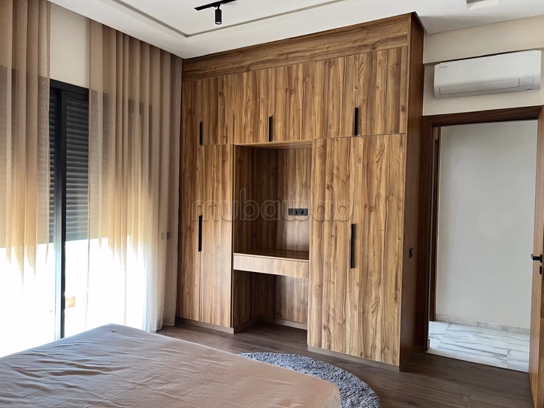 Sous location villa de luxe à Route Amizmiz. 
6 pièces confortables. 
Bien meublé