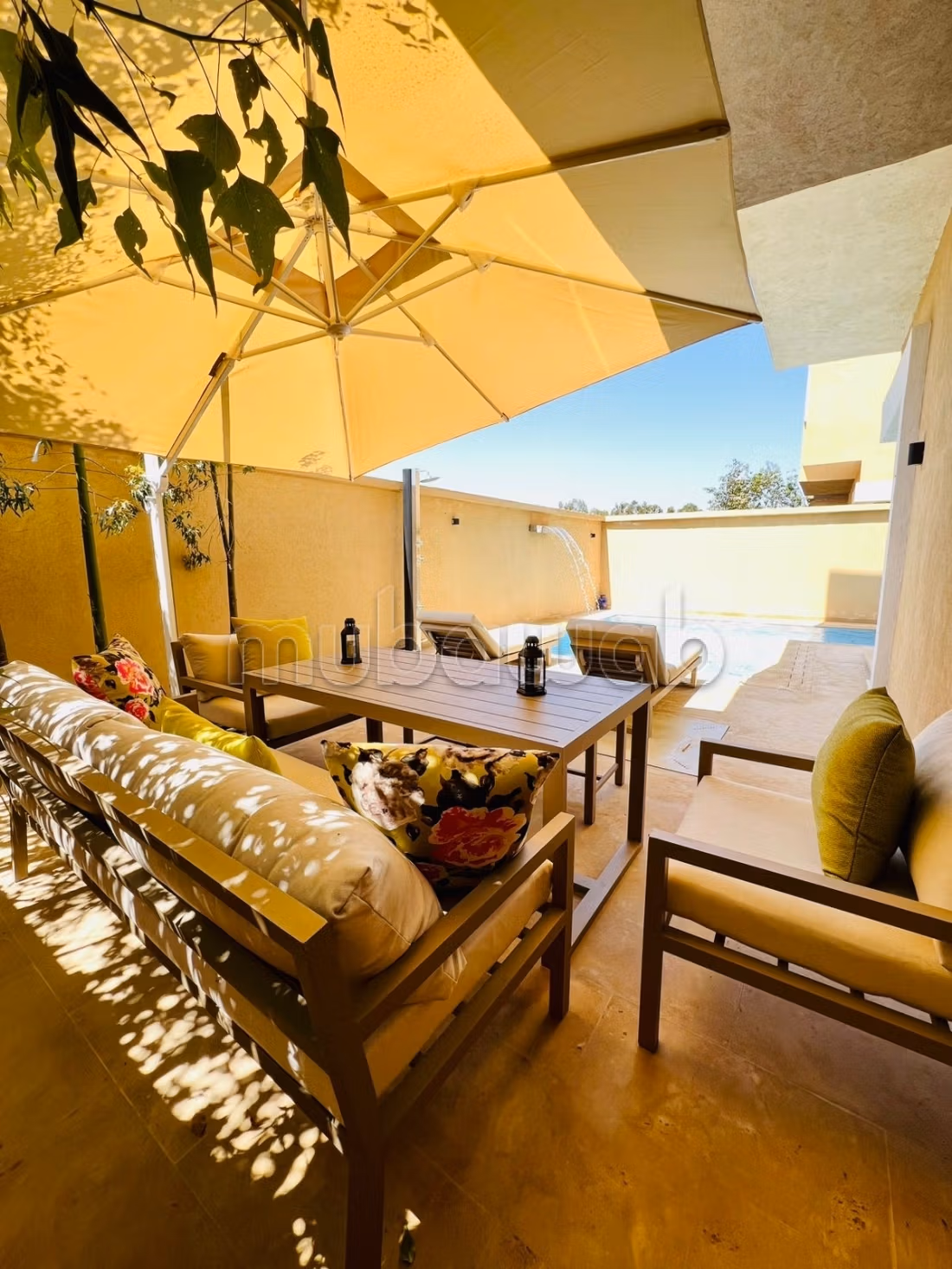Sous location villa de luxe à Route Amizmiz. 
6 pièces confortables. 
Bien meublé