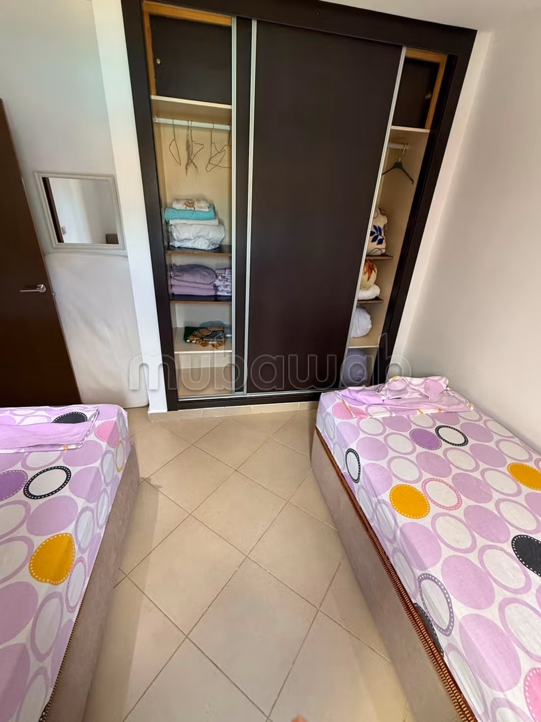 Bellissimo appartamento in affitto a Cabo Negro con una superficie totale di 60 m². Arredato