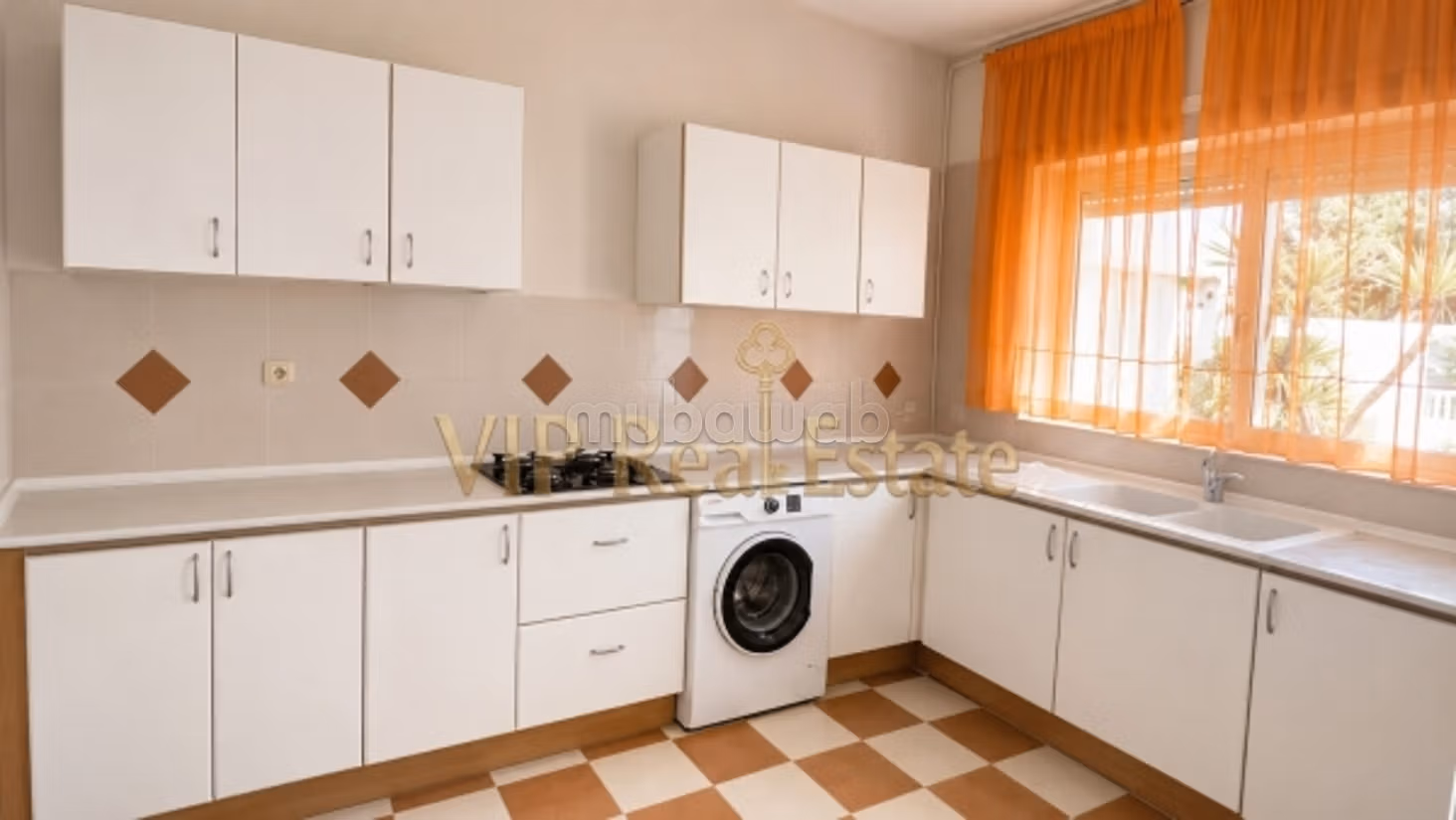 For rent: a high-standing villa floor in Aouina