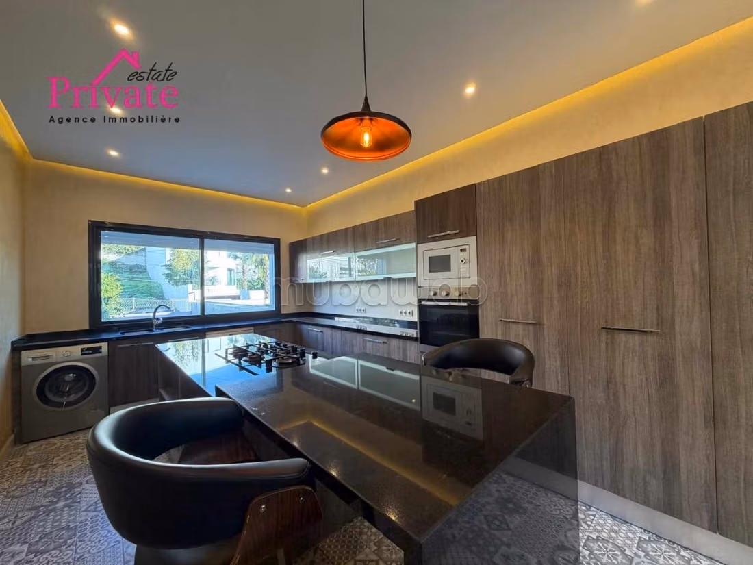 Location Villa 500 m² JBEL KBIR Tanger Ref: LZ846
