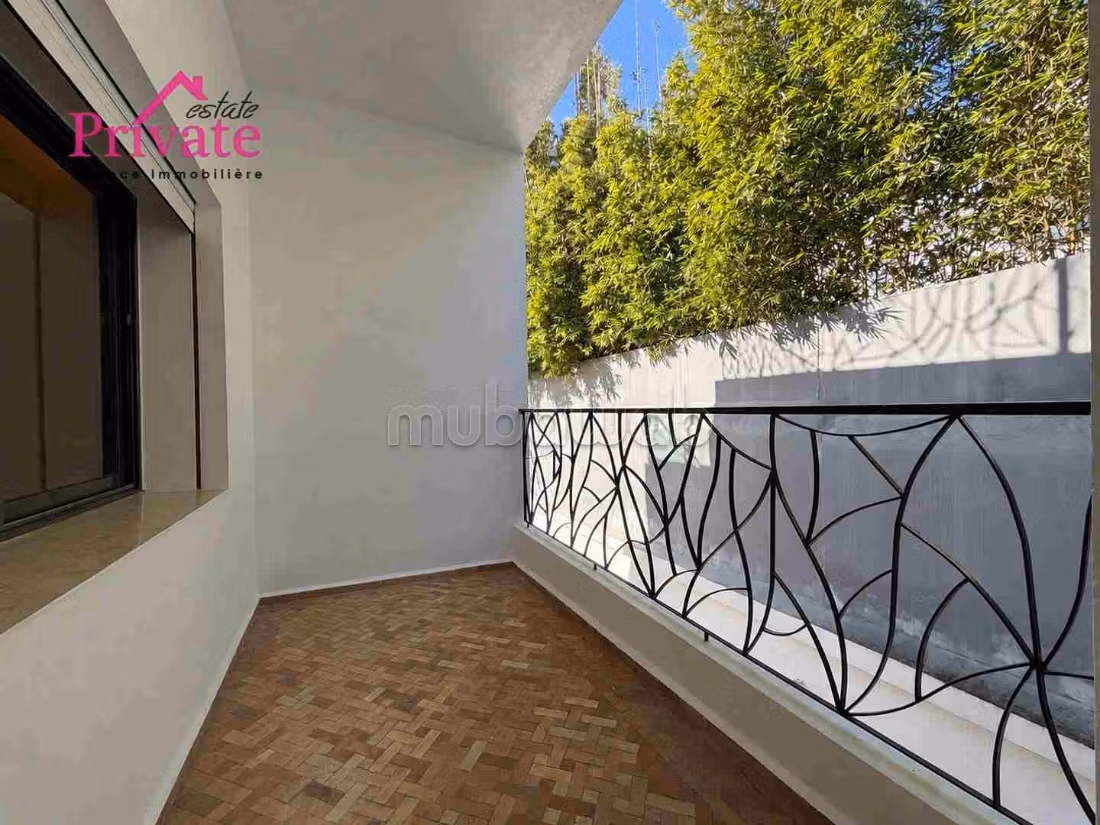 Location Villa 500 m² JBEL KBIR Tanger Ref: LZ846