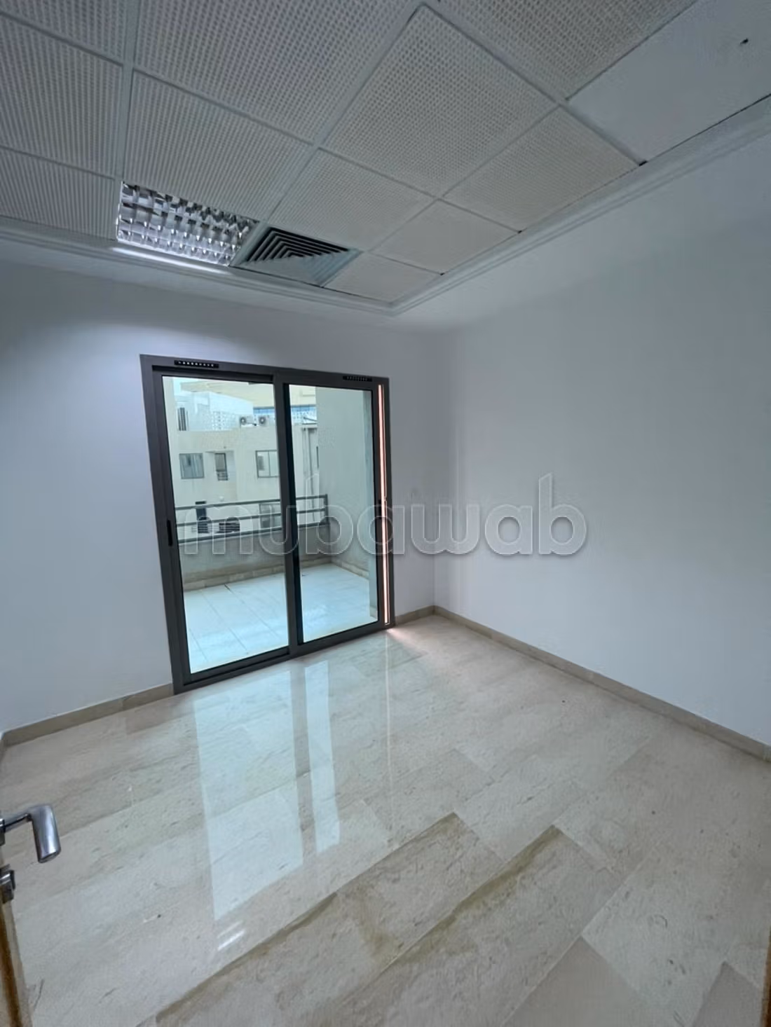 Office for rent at Lake 1
