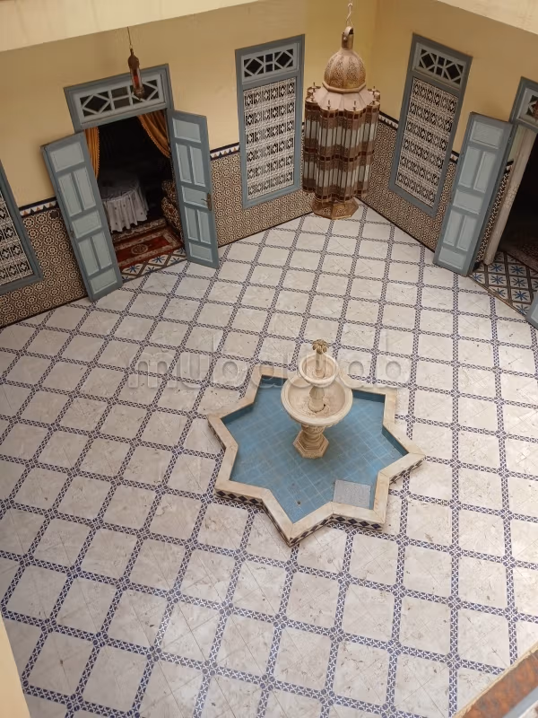 Find your riad to renovate. Area of 290 m². Large terrace