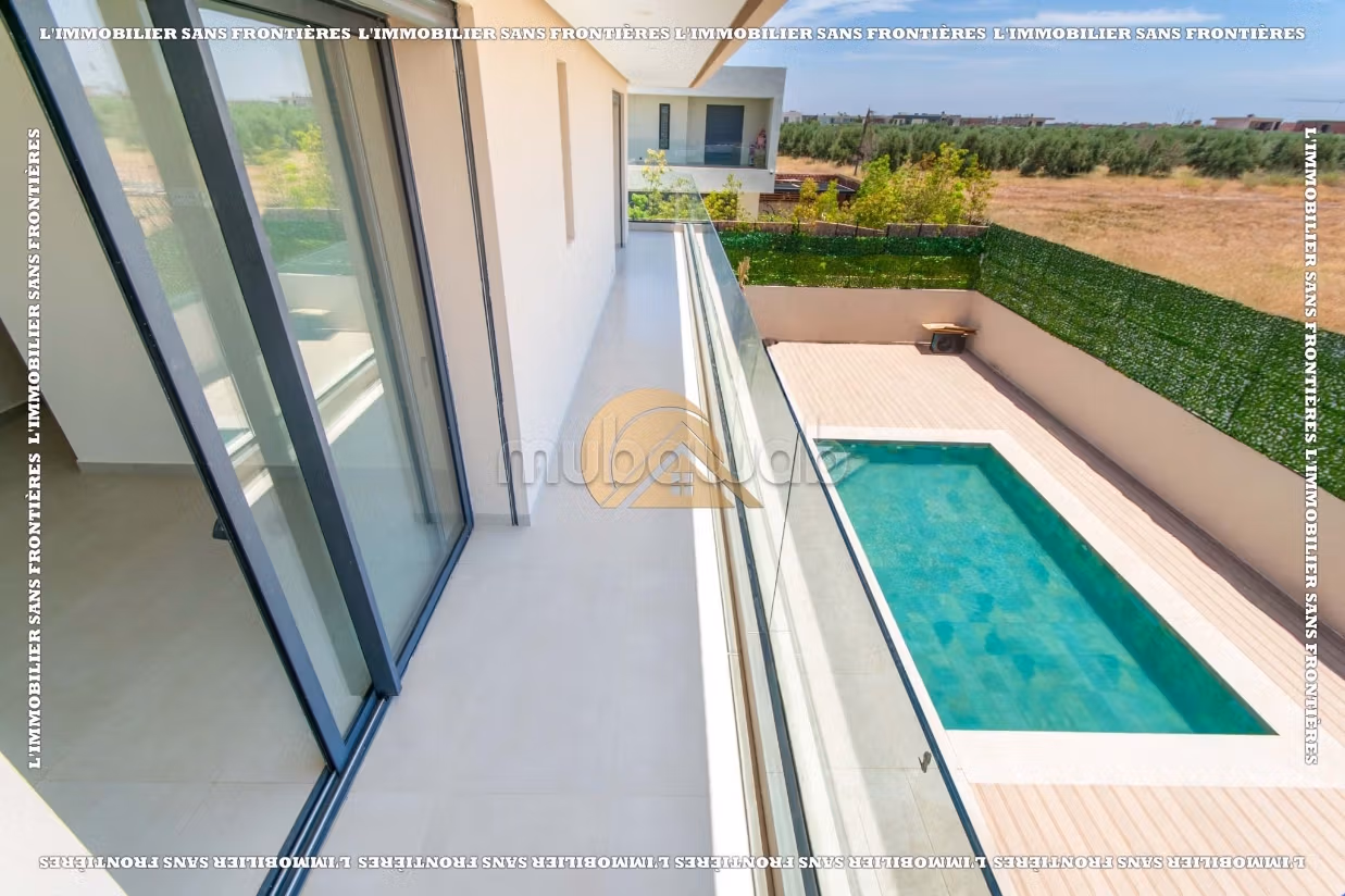 Villa vide à louer à Golf Akenza avec piscine privée et vue sur l’Atlas