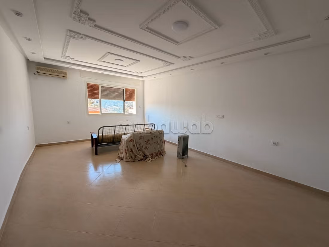 Belle villa à louer MEUBLÉE à JBEL KBIR TANGER