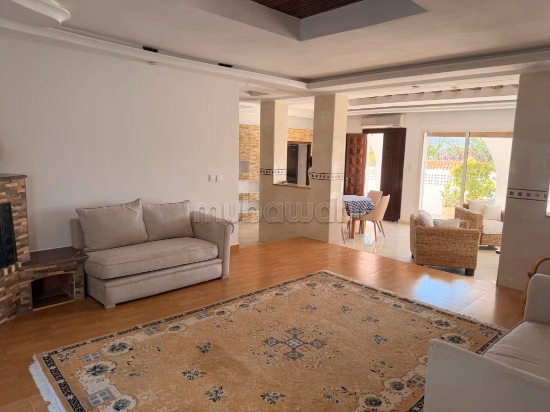 Belle villa à louer MEUBLÉE à JBEL KBIR TANGER